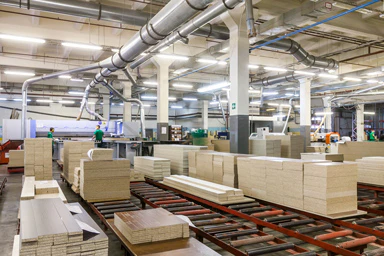 Eine Holzfabrik.